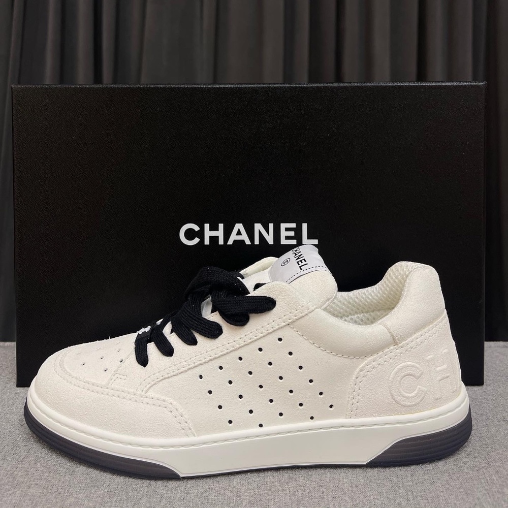 Chanel Leather White And Black Trainer Sneaker